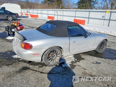 Trzecie zdjęcie samochodu z tyłu: 1999 MAZDA MX-5 MIATA VIN:JM1NB3536X0118116 - miniatura