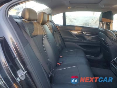 Zdjęcie 10 z 11 samochodu: 2018 BMW 750I XDRIVE VIN:WBA7F2C56JG424465 - miniatura