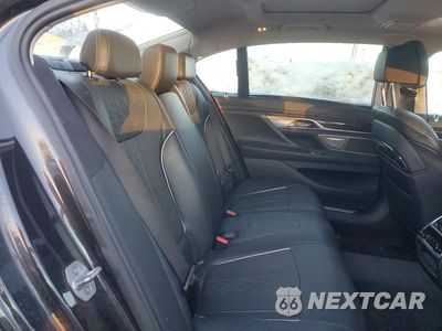 Zdjęcie 10 z 12 samochodu: 2018 BMW 750I XDRIVE VIN:WBA7F2C56JG424465 - miniatura