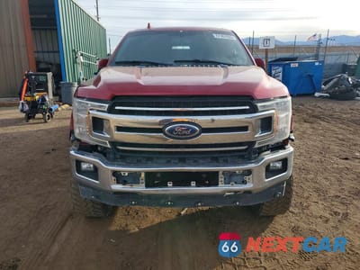 Piąte zdjęcie samochodu w środku: 2018 FORD F150 SUPERCREW VIN:1FTEW1E55JFE76743 - miniatura