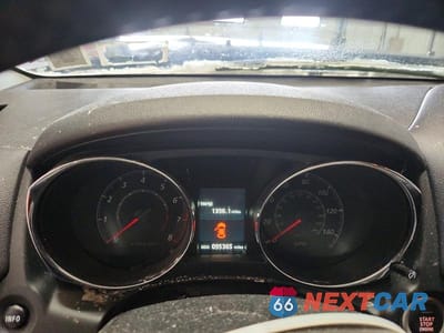 Zdjęcie 9 z 13 samochodu: 2014 MITSUBISHI OUTLANDER SPORT SE VIN:4A4AR4AU9EE026313 - miniatura