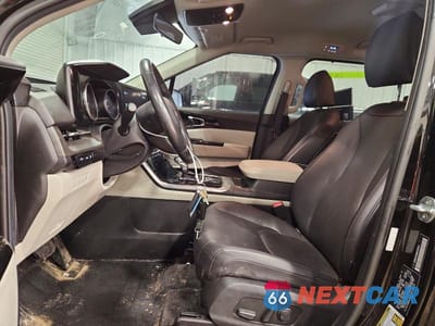 Zdjęcie 7 z 12 samochodu: 2022 KIA CARNIVAL EX VIN:KNDNC5H36N6148554 - miniatura