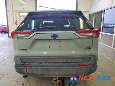 Zdjęcie 6 z 13 samochodu: 2022 TOYOTA RAV4 HYBRID XLE PREMIUM VIN:JTMB6RFV9ND074080 - miniatura
