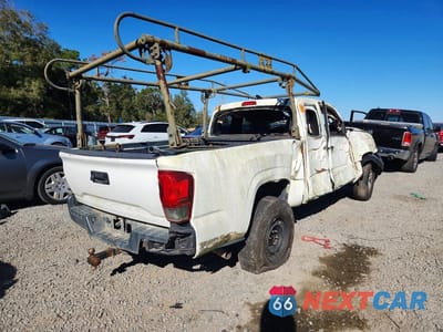 Trzecie zdjęcie samochodu z tyłu: 2018 TOYOTA TACOMA ACCESS CAB VIN:5TFRX5GN9JX114105 - miniatura