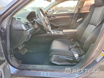 Zdjęcie 7 z 12 samochodu: 2021 HONDA ACCORD LX VIN:1HGCV1F15MA005880 - miniatura