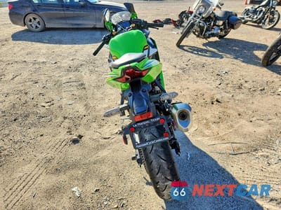 Czwarte zdjęcie samochodu z boku: 2025 KAWASAKI ZX400 S VIN:ML5ZXCS16SDA42353 - miniatura