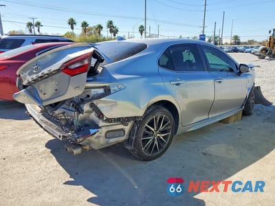 Trzecie zdjęcie samochodu z tyłu: 2023 TOYOTA CAMRY SE VIN:4T1T11AK0PU823901 - miniatura