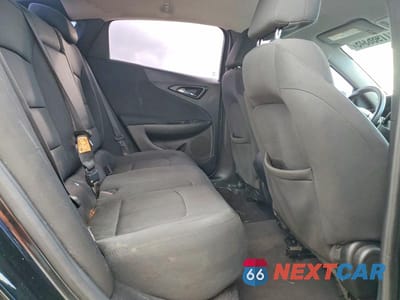 Zdjęcie 10 z 13 samochodu: 2017 CHEVROLET MALIBU LS VIN:1G1ZB5ST9HF104834 - miniatura