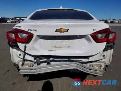 Zdjęcie 6 z 13 samochodu: 2019 CHEVROLET CRUZE LT VIN:1G1BE5SM6K7146106 - miniatura