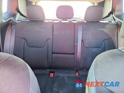 Zdjęcie 10 z 12 samochodu: 2019 JEEP RENEGADE LATITUDE VIN:ZACNJBBB0KPK35120 - miniatura