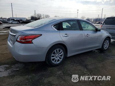 Trzecie zdjęcie samochodu z tyłu: 2015 NISSAN ALTIMA 2.5 VIN:1N4AL3AP3FC205656 - miniatura