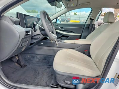 Zdjęcie 7 z 13 samochodu: 2024 HYUNDAI SONATA SEL VIN:KMHL64JA8RA400871 - miniatura
