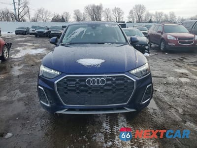 Piąte zdjęcie samochodu w środku: 2022 AUDI Q5 PRESTIGE 45 VIN:WA1FAAFY4N2056412 - miniatura