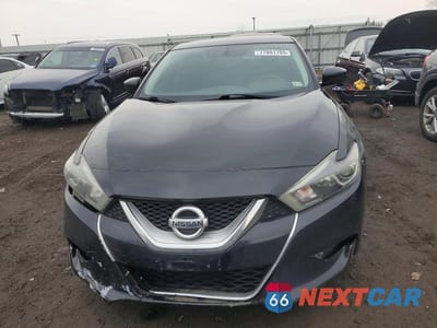 Piąte zdjęcie samochodu w środku: 2017 NISSAN MAXIMA 3.5S VIN:1N4AA6AP6HC441230 - miniatura