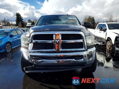 Piąte zdjęcie samochodu w środku: 2016 RAM 2500 ST VIN:3C6UR5CLXGG119388 - miniatura