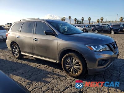 Czwarte zdjęcie samochodu z boku: 2020 NISSAN PATHFINDER SV VIN:5N1DR2BN5LC601916 - miniatura