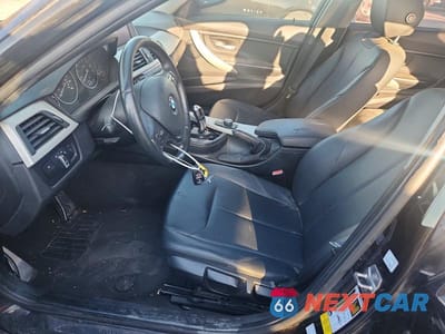 Zdjęcie 7 z 12 samochodu: 2016 BMW 320 I VIN:WBA8A9C57GK616737 - miniatura