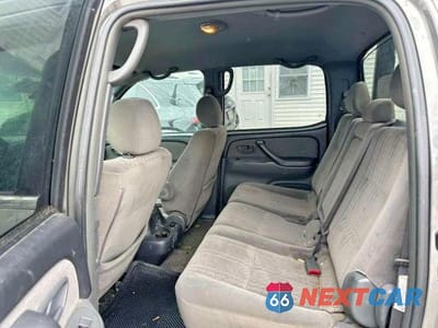 Zdjęcie 10 z 12 samochodu: 2005 TOYOTA TUNDRA DOUBLE CAB SR5 VIN:5TBDT44125S483698 - miniatura