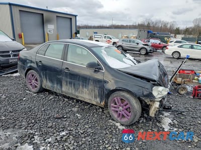 Czwarte zdjęcie samochodu z boku: 2007 VOLKSWAGEN JETTA 2.5 OPTION PACKAGE 1 VIN:3VWRF71K37M026384 - miniatura