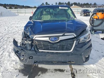 Piąte zdjęcie samochodu w środku: 2019 SUBARU FORESTER PREMIUM VIN:JF2SKAGC2KH525334 - miniatura