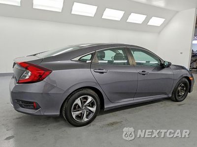 Trzecie zdjęcie samochodu z tyłu: 2019 HONDA CIVIC LX VIN:2HGFC2F68KH595799 - miniatura