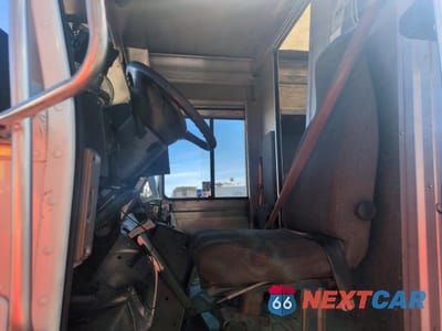 Zdjęcie 7 z 13 samochodu: 2017 FORD E450 DELIVERY VAN VIN:1FC3E4K67HDC60763 - miniatura