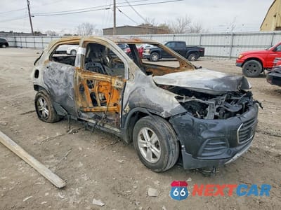Czwarte zdjęcie samochodu z boku: 2017 CHEVROLET TRAX 1LT VIN:3GNCJPSBXHL163858 - miniatura