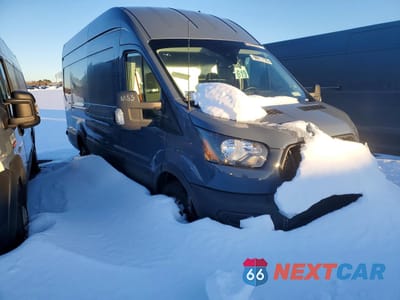 Czwarte zdjęcie samochodu z boku: 2021 FORD TRANSIT T-250 DELIVERY VAN VIN:1FTBR3X86MKA83195 - miniatura