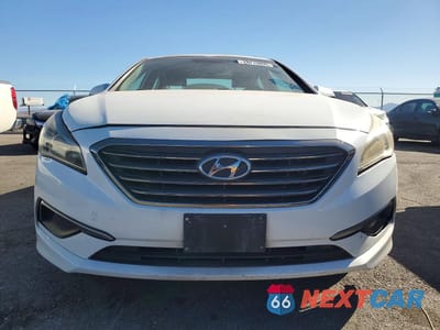 Piąte zdjęcie samochodu w środku: 2016 HYUNDAI SONATA SE VIN:5NPE24AF9GH360701 - miniatura