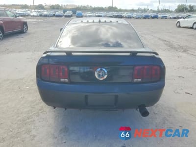 Zdjęcie 6 z 12 samochodu: 2006 FORD MUSTANG VIN:1ZVFT80N265102937 - miniatura