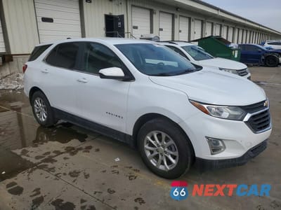 Czwarte zdjęcie samochodu z boku: 2021 CHEVROLET EQUINOX LT VIN:2GNAXKEV4M6141447 - miniatura
