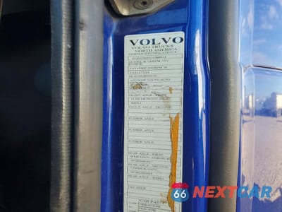 Zdjęcie 10 z 10 samochodu: 2018 VOLVO VNL SEMI TRUCK VIN:4V4NC9EH1JN888914 - miniatura