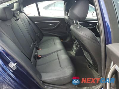 Zdjęcie 10 z 12 samochodu: 2018 BMW 330 XI VIN:WBA8D9G54JNU72281 - miniatura