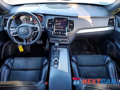 Zdjęcie 8 z 12 samochodu: 2019 VOLVO XC90 T6 R-DESIGN VIN:YV4A22PM5K1461904 - miniatura