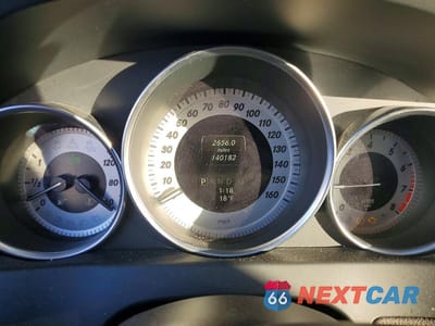 Zdjęcie 9 z 11 samochodu: 2014 MERCEDES-BENZ C 300 4MATIC VIN:WDDGF8AB1ER302787 - miniatura