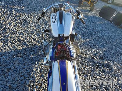 Zdjęcie 6 z 8 samochodu: 2014 HARLEY-DAVIDSON FLHTNSE CVO SOFTAIL DELUXE VIN:1HD1TF915EB952352 - miniatura