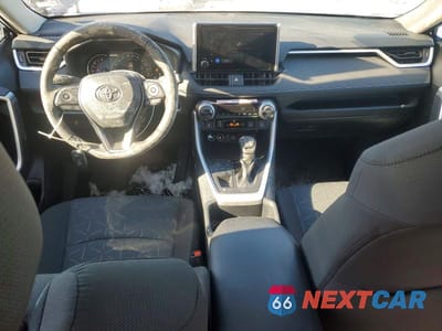 Zdjęcie 8 z 13 samochodu: 2025 TOYOTA RAV4 XLE 4DR AWD VIN:2T3R1RFV3SW592830 - miniatura