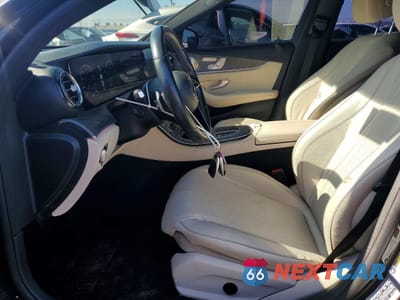 Zdjęcie 7 z 12 samochodu: 2021 MERCEDES-BENZ E 350 VIN:W1KZF8DB0MA946038 - miniatura