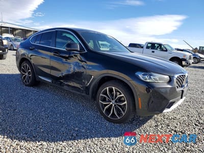 Czwarte zdjęcie samochodu z boku: 2023 BMW X4 XDRIVE30I VIN:5UX33DT01P9P09757 - miniatura