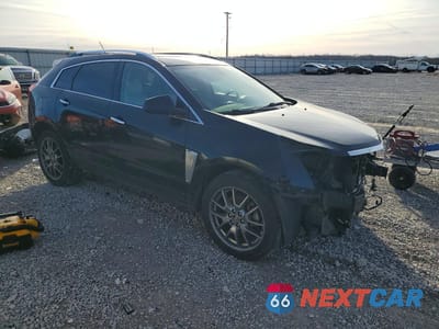 Czwarte zdjęcie samochodu z boku: 2016 CADILLAC SRX PERFORMANCE COLLECTION VIN:3GYFNCE35GS584232 - miniatura