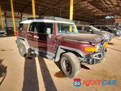 Czwarte zdjęcie samochodu z boku: 2007 TOYOTA FJ CRUISER VIN:JTEBU11F570047097 - miniatura
