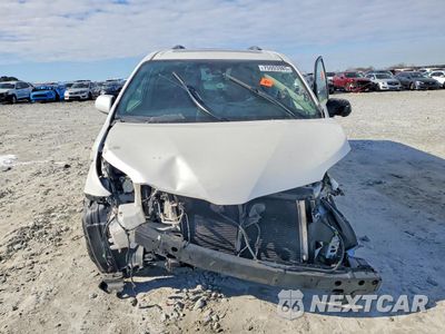 Piąte zdjęcie samochodu w środku: 2019 TOYOTA SIENNA XLE VIN:5TDYZ3DC7KS998999 - miniatura