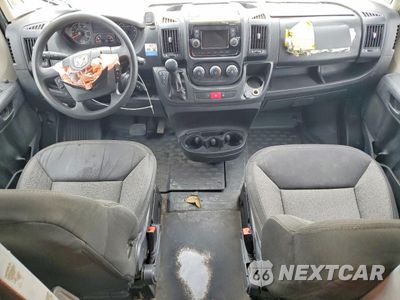 Zdjęcie 8 z 13 samochodu: 2021 RAM PROMASTER 3500 VIN:3C6MRVJG6ME562120 - miniatura