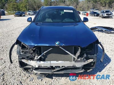 Piąte zdjęcie samochodu w środku: 2019 BMW X3 SDRIVE30I VIN:5UXTR7C55KLR44928 - miniatura