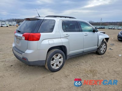 Trzecie zdjęcie samochodu z tyłu: 2013 GMC TERRAIN SLE VIN:2GKALSEK6D6142100 - miniatura