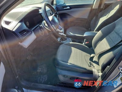 Zdjęcie 7 z 13 samochodu: 2022 VOLKSWAGEN TAOS SE VIN:3VVRX7B24NM097882 - miniatura