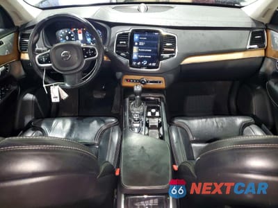 Zdjęcie 8 z 14 samochodu: 2018 VOLVO XC90 T6 VIN:YV4A22PL3J1193599 - miniatura