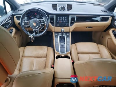 Zdjęcie 8 z 13 samochodu: 2018 PORSCHE MACAN VIN:WP1AA2A58JLB07593 - miniatura