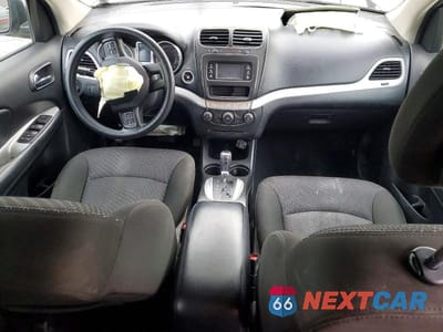 Zdjęcie 8 z 13 samochodu: 2020 DODGE JOURNEY SE VIN:3C4PDCAB4LT201671 - miniatura