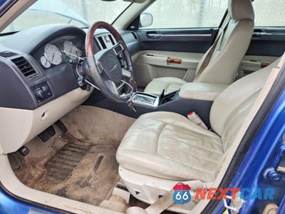 Zdjęcie 7 z 12 samochodu: 2007 CHRYSLER 300C VIN:2C3LA63H97H762333 - miniatura